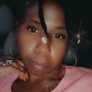 Meet your Posher, Alicia